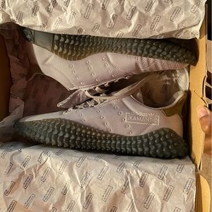 Mens Adidas KAMANDA